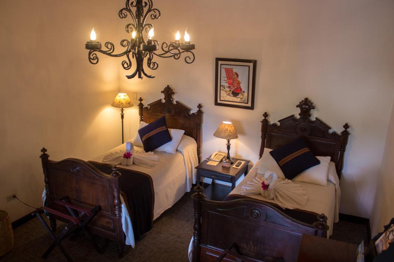 Hotel De Don Rodrigo Antigua